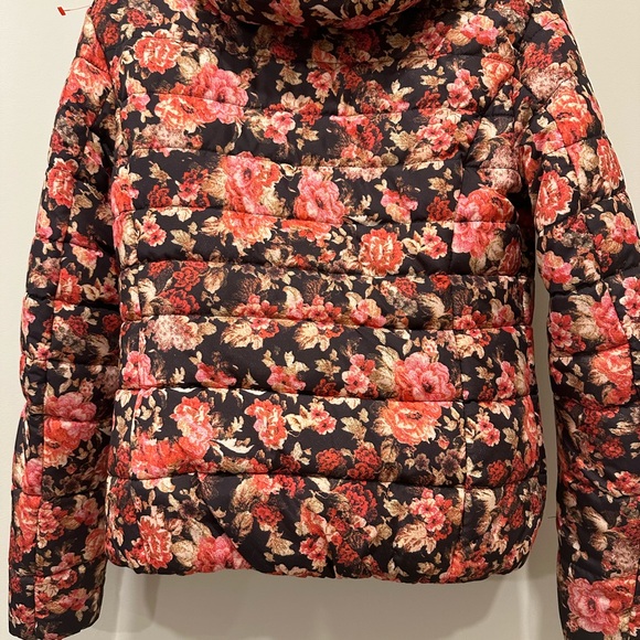 Puffer Floral Jacket with the Hood - Picture 6 of 14